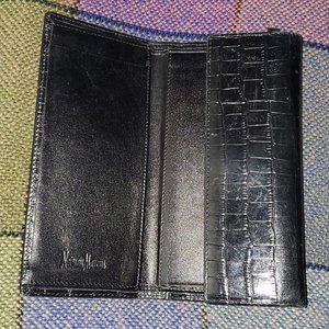 Neiman Marcus Black Embossed Leather Trifold Wallet